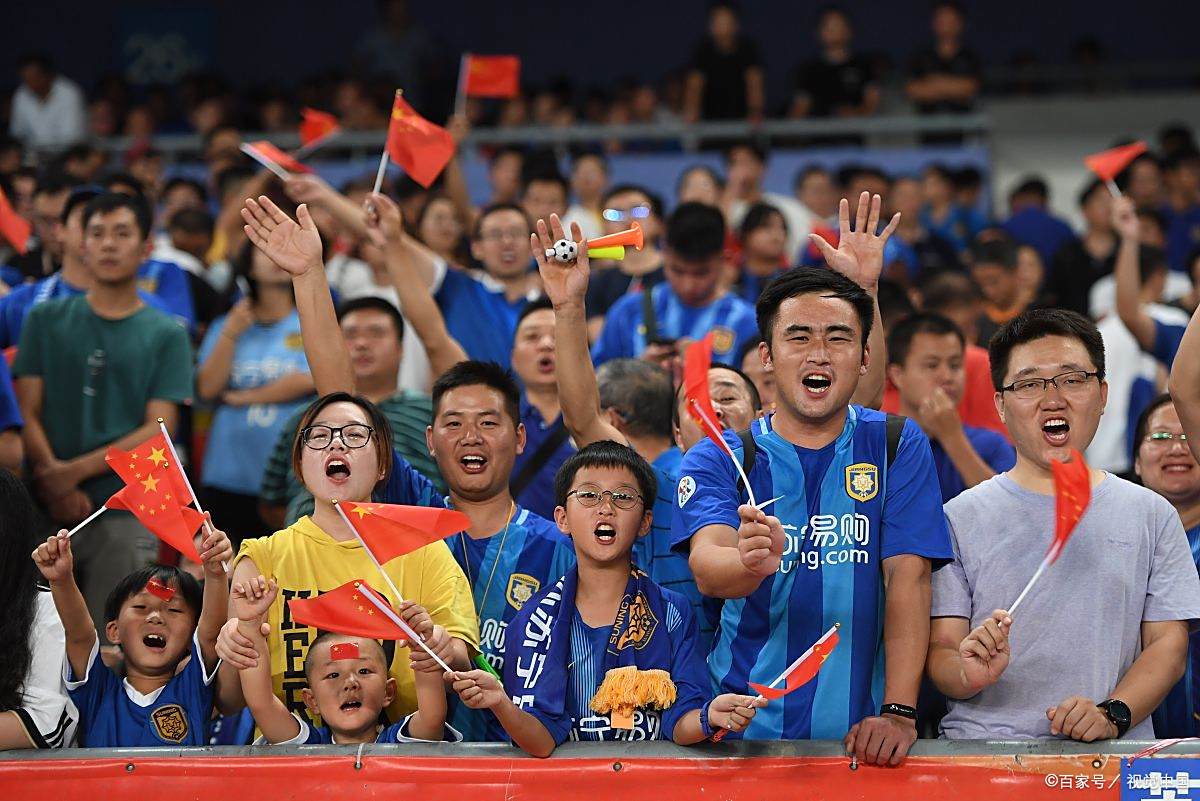 c7c7.app-包含亚洲足球大赛掀起热潮：球队斗志昂扬的词条