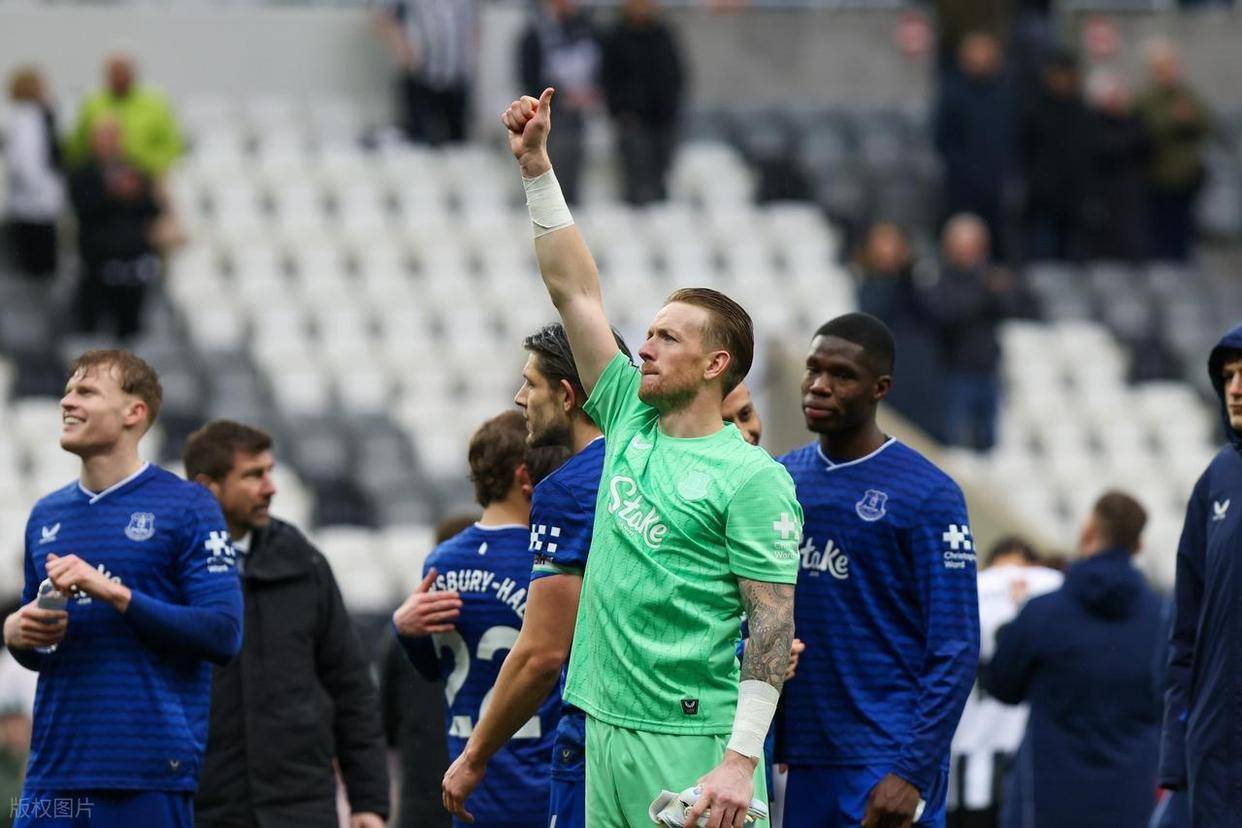 c7-埃弗顿客场惨败，保级前景不容乐观(埃弗顿球队)